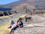 Sacred religious sites aren't complete without cheesy foto poses