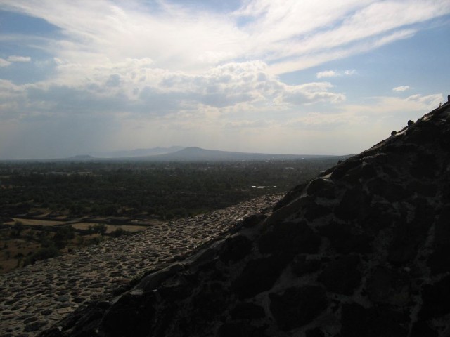 A cool looking cloudscape seen from the side of del Sol