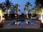 What a terrible place to be staying!