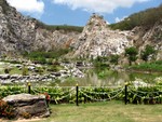 Cool rock garden.  It rocks!!!!